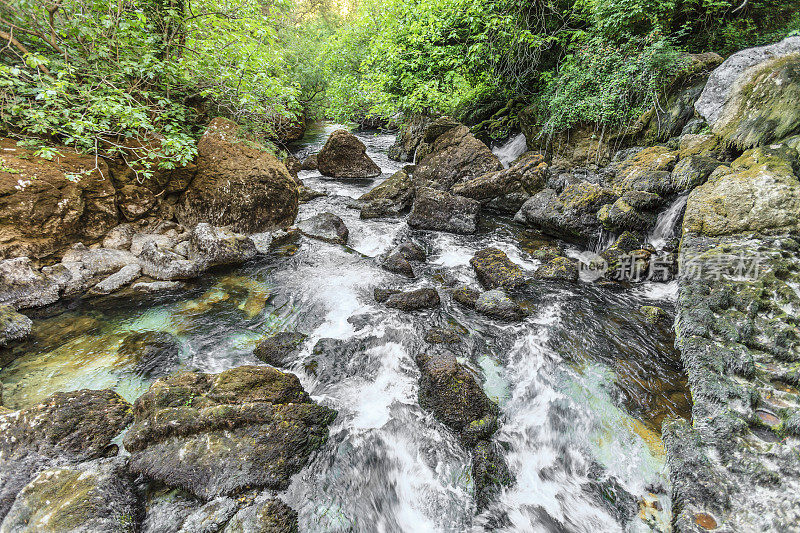 Sourge River, Fontaine de voclouse -法国